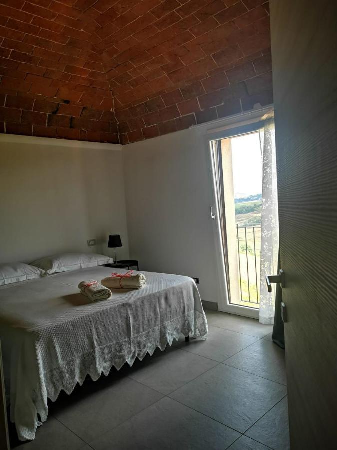 La Casa Di Isola Apartment Peccioli Luaran gambar