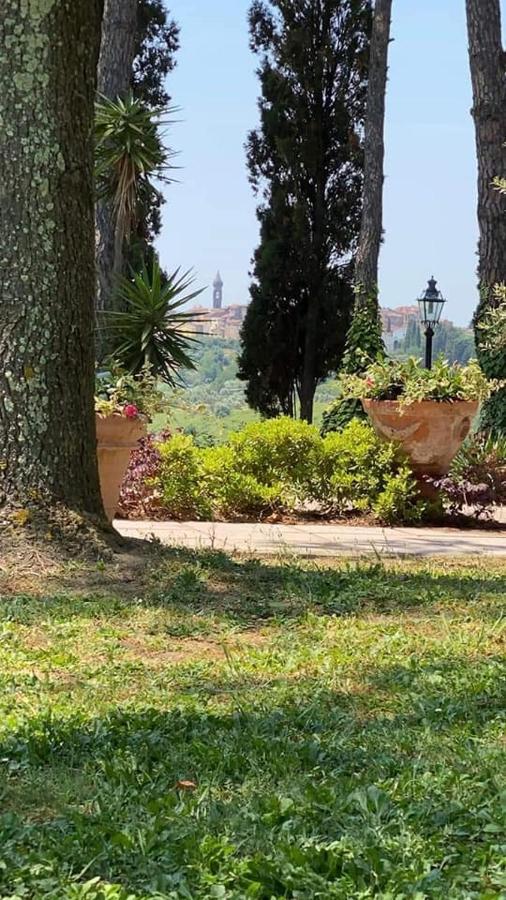 La Casa Di Isola Apartment Peccioli Luaran gambar